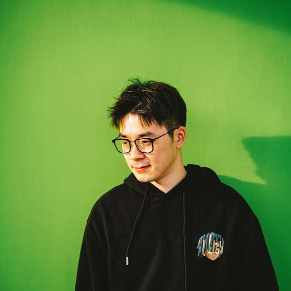 Esports analyst portrait